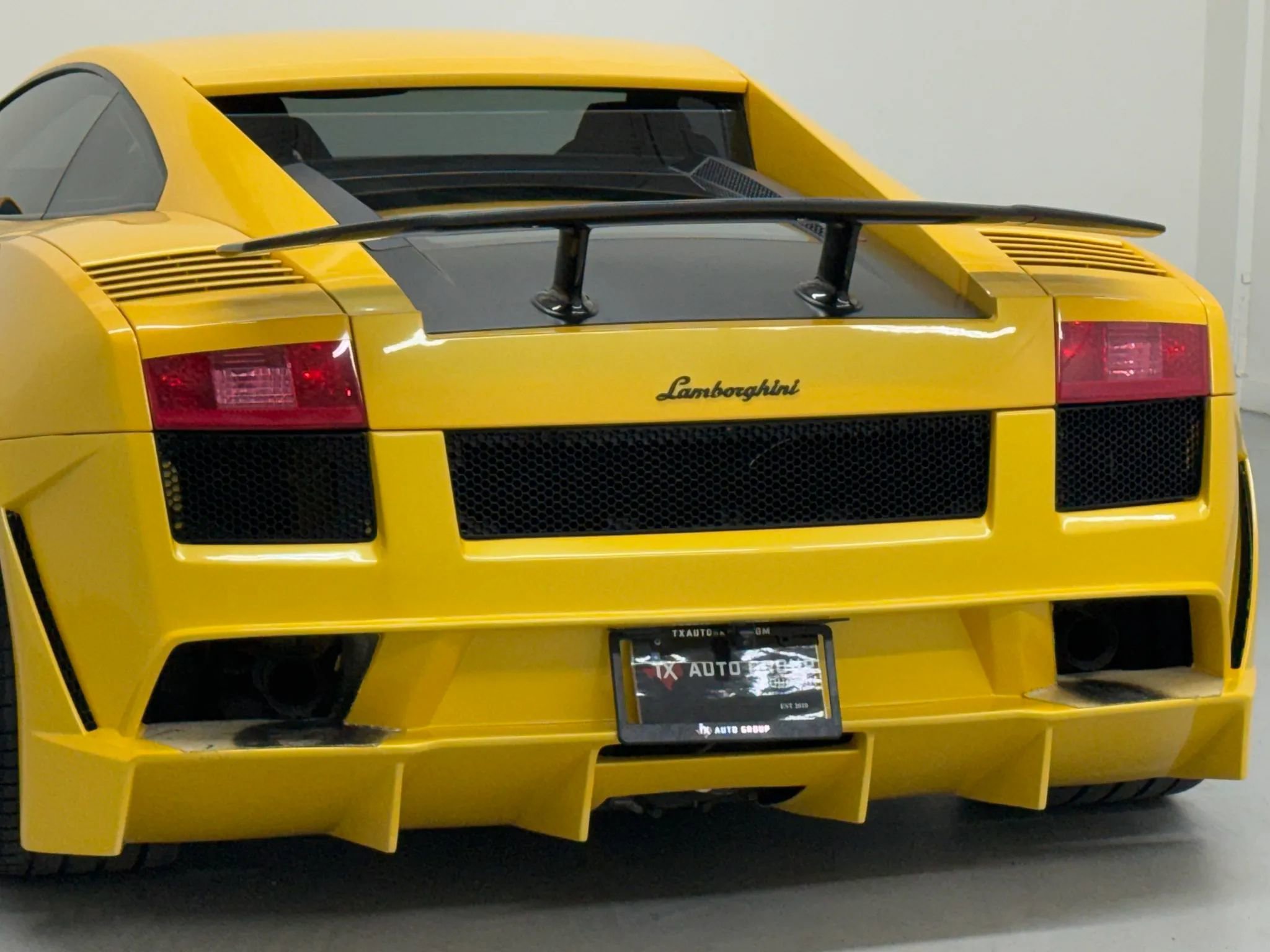Used 2006 Lamborghini Gallardo AWD/4WD image 28