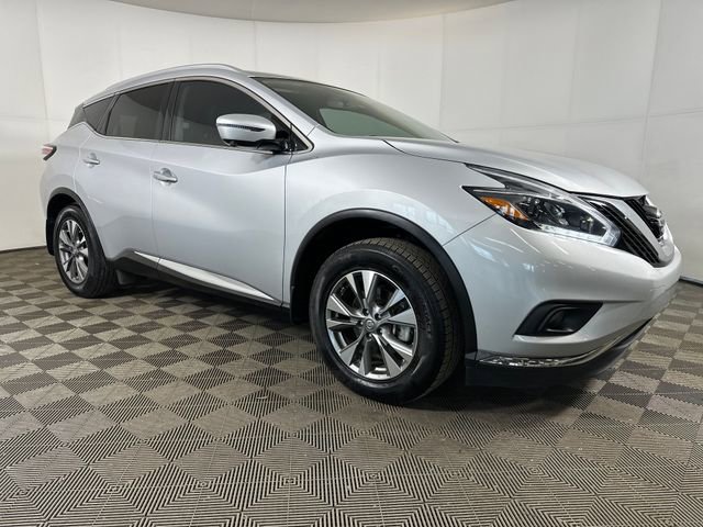 Used 2018 Nissan Murano SL image 2