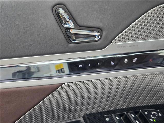 Used 2023 BMW 760i xDrive 760i xDrive image 15