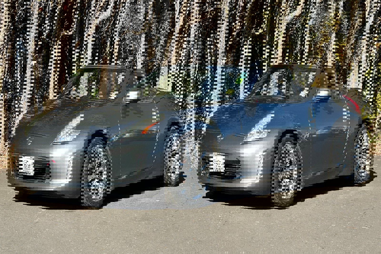 Used 2014 Nissan 370Z Touring image 8