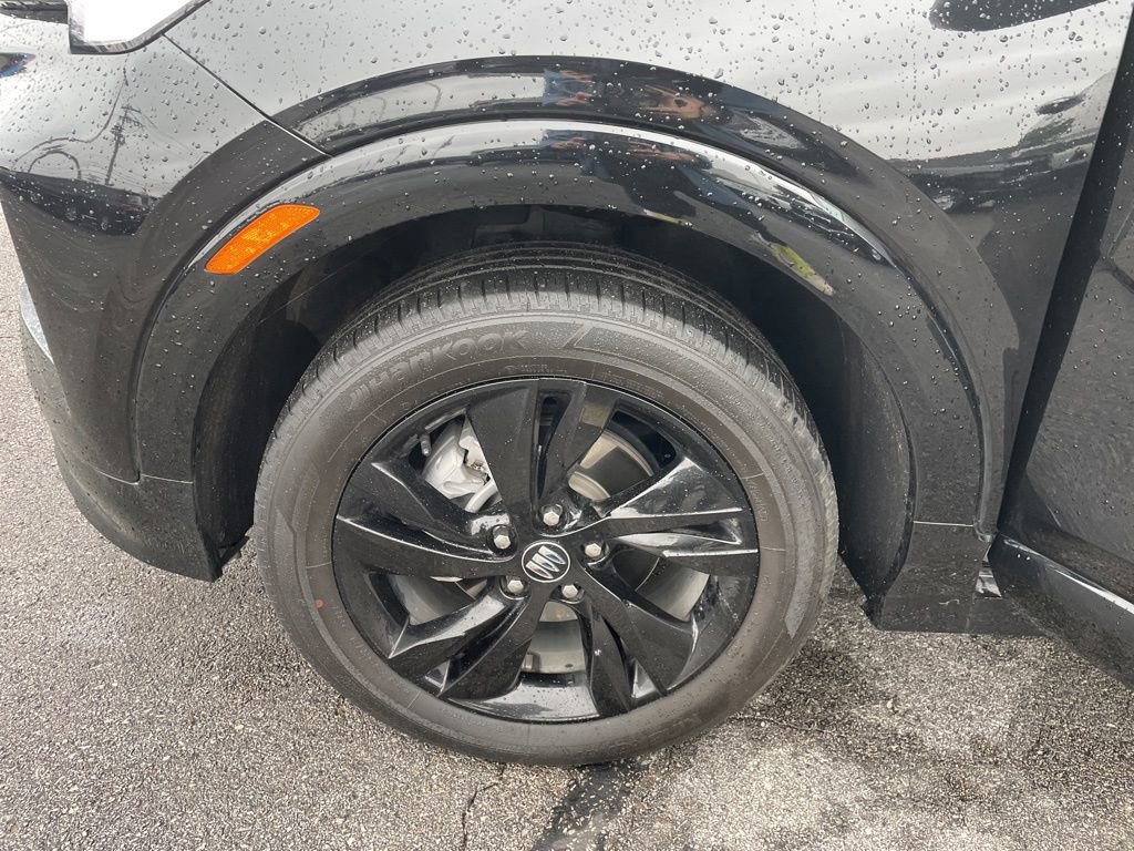 Used 2024 Buick Encore GX Sport Touring image 36