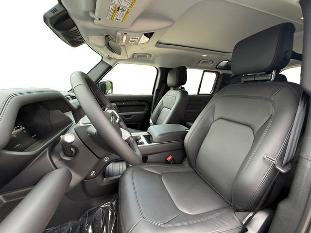 New 2026 Land Rover Defender 110 S AWD/4WD image 10