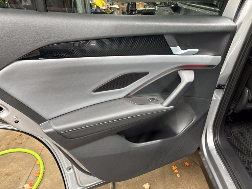 Used 2026 Volkswagen Tiguan SE w/ Panoramic Sunroof Package AWD/4WD image 78