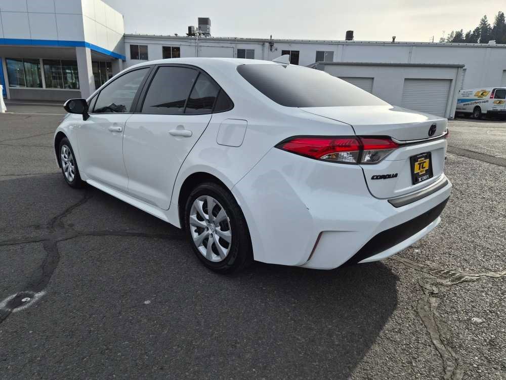 Used 2021 Toyota Corolla LE w/ Carpet Mat Package (TMS) image 7