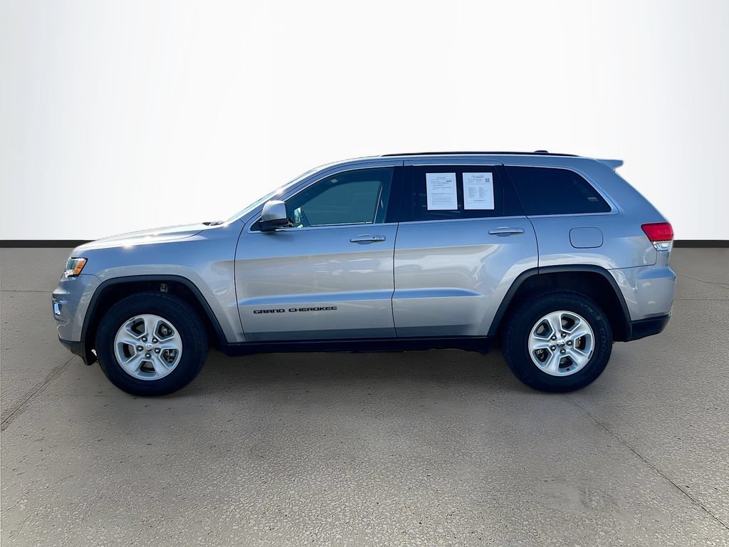 Certified 2017 Jeep Grand Cherokee Laredo AWD/4WD image 4