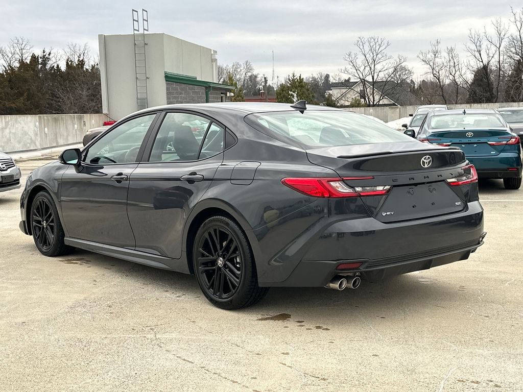 Certified 2025 Toyota Camry SE image 3