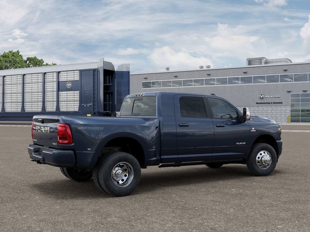 New 2026 RAM 3500 Laramie AWD/4WD image 4