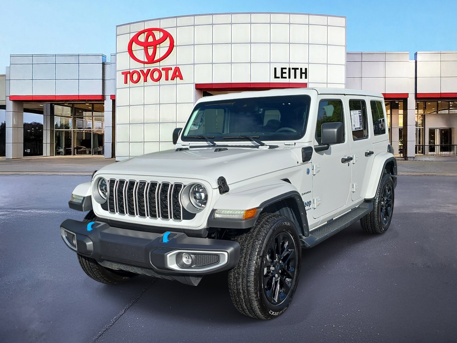 Used 2024 Jeep Wrangler Sahara w/ Technology Group