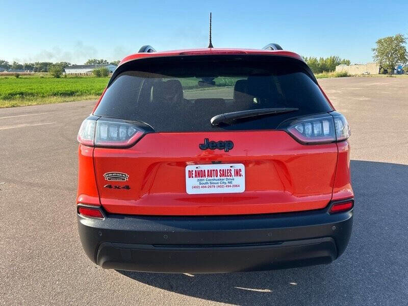 Used 2021 Jeep Cherokee Latitude Plus image 4