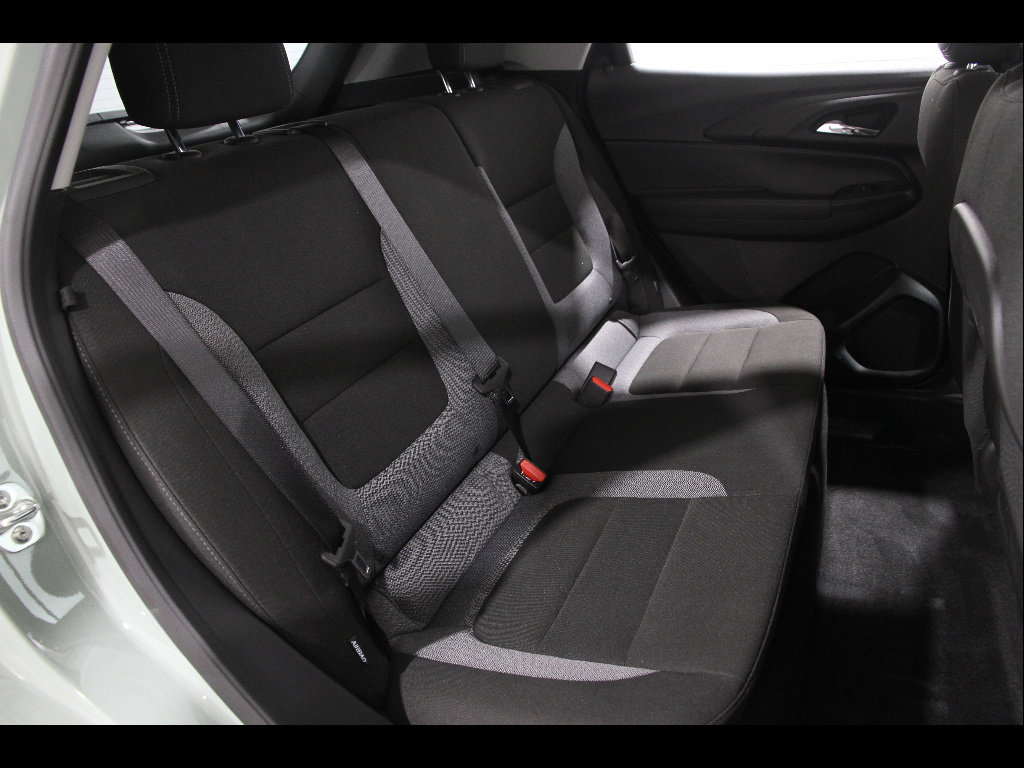 Certified 2025 Chevrolet TrailBlazer LS w/ LS Convenience Package image 18