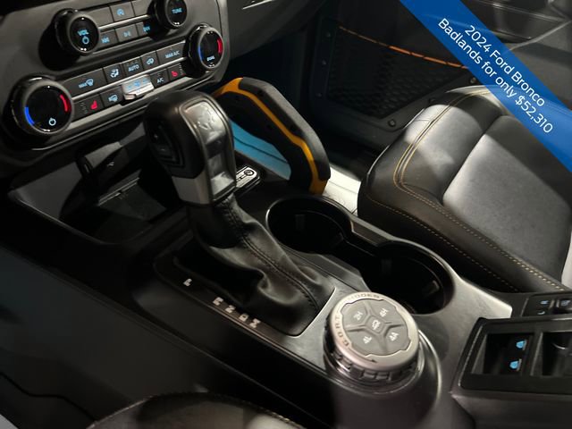 Used 2024 Ford Bronco Badlands image 25