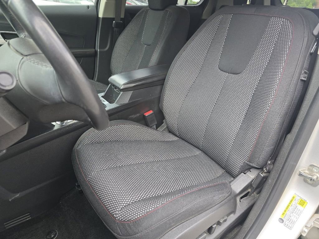 Used 2015 Chevrolet Equinox LT w/ Driver Convenience Package FWD image 19