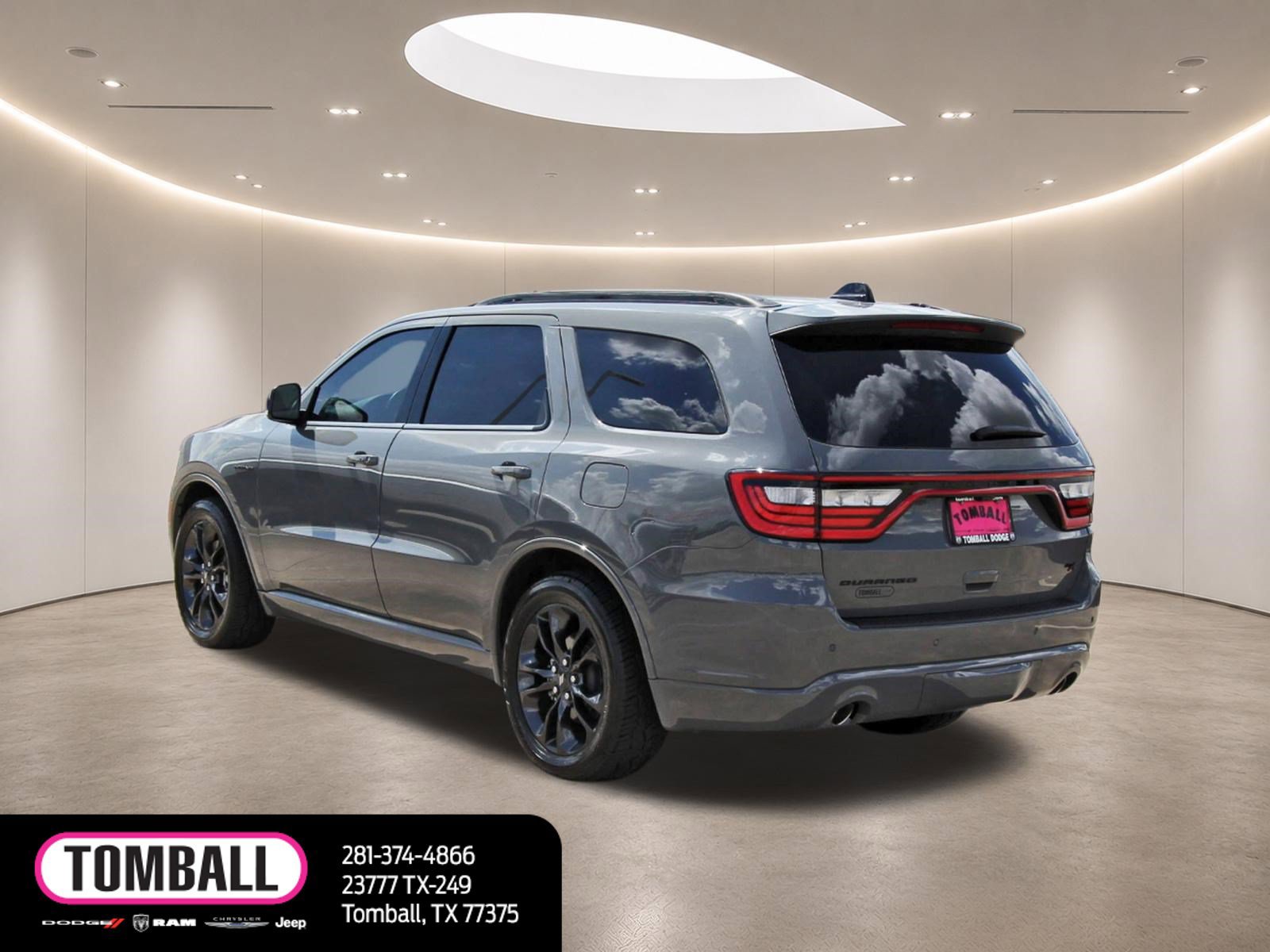 Used 2023 Dodge Durango R/T RWD image 5