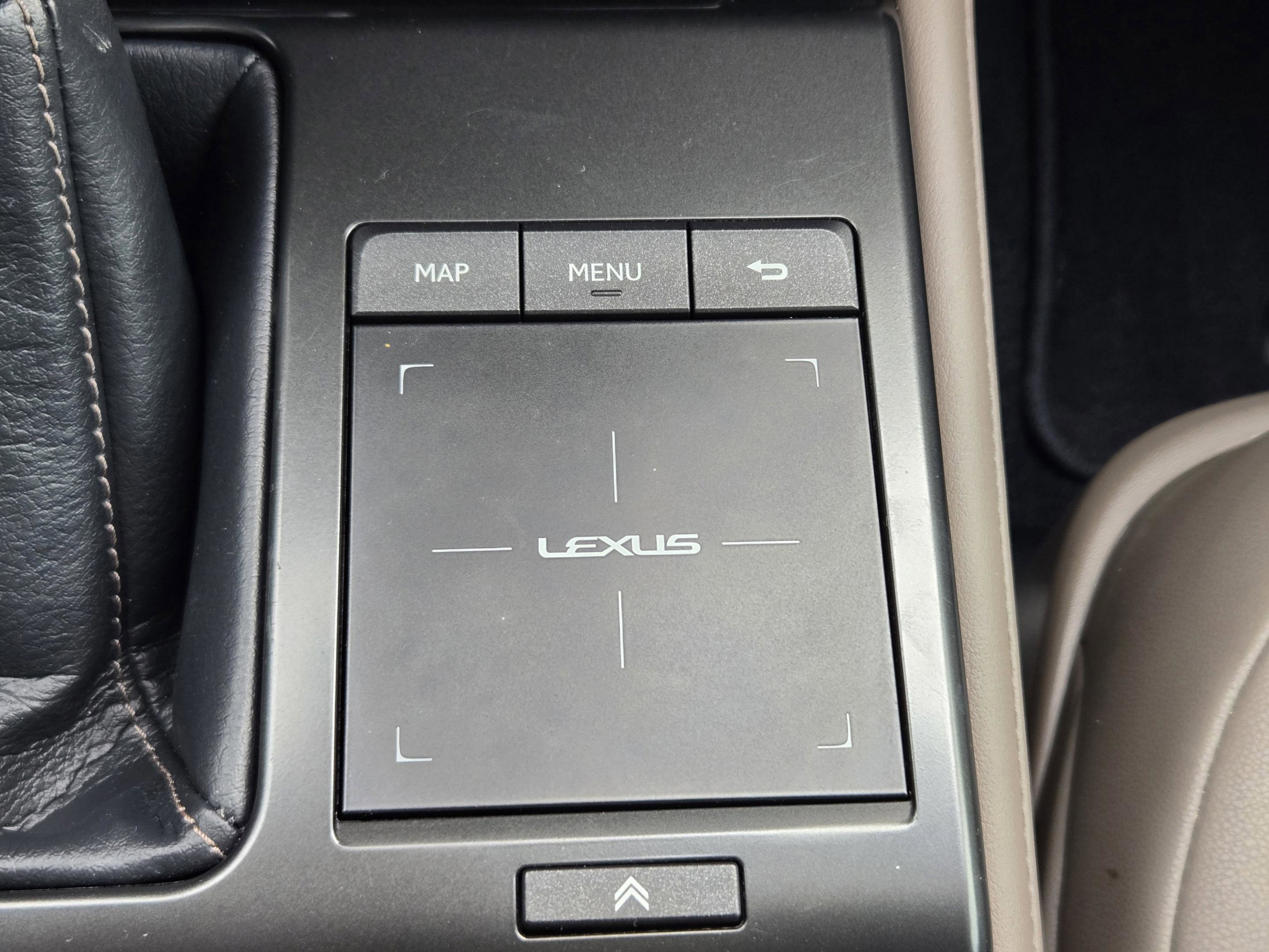 Certified 2023 Lexus GX 460 Premium w/ Accessory Package AWD/4WD image 19