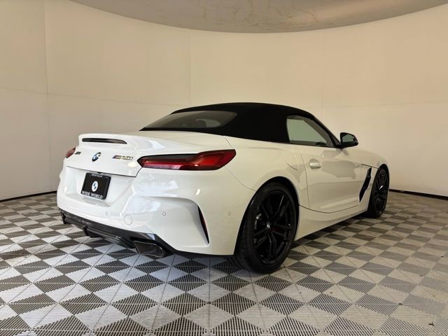 Used 2024 BMW Z4 M40i w/ Premium Package image 15