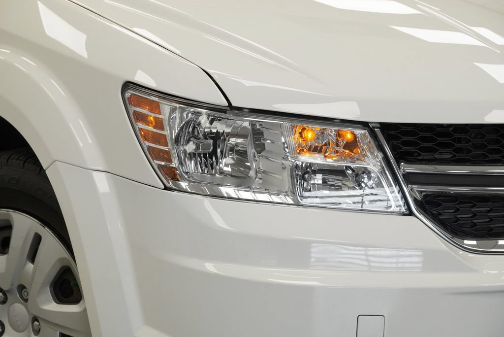 Used 2019 Dodge Journey SE FWD image 36