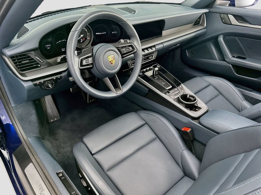Certified 2024 Porsche 911 Carrera RWD image 4