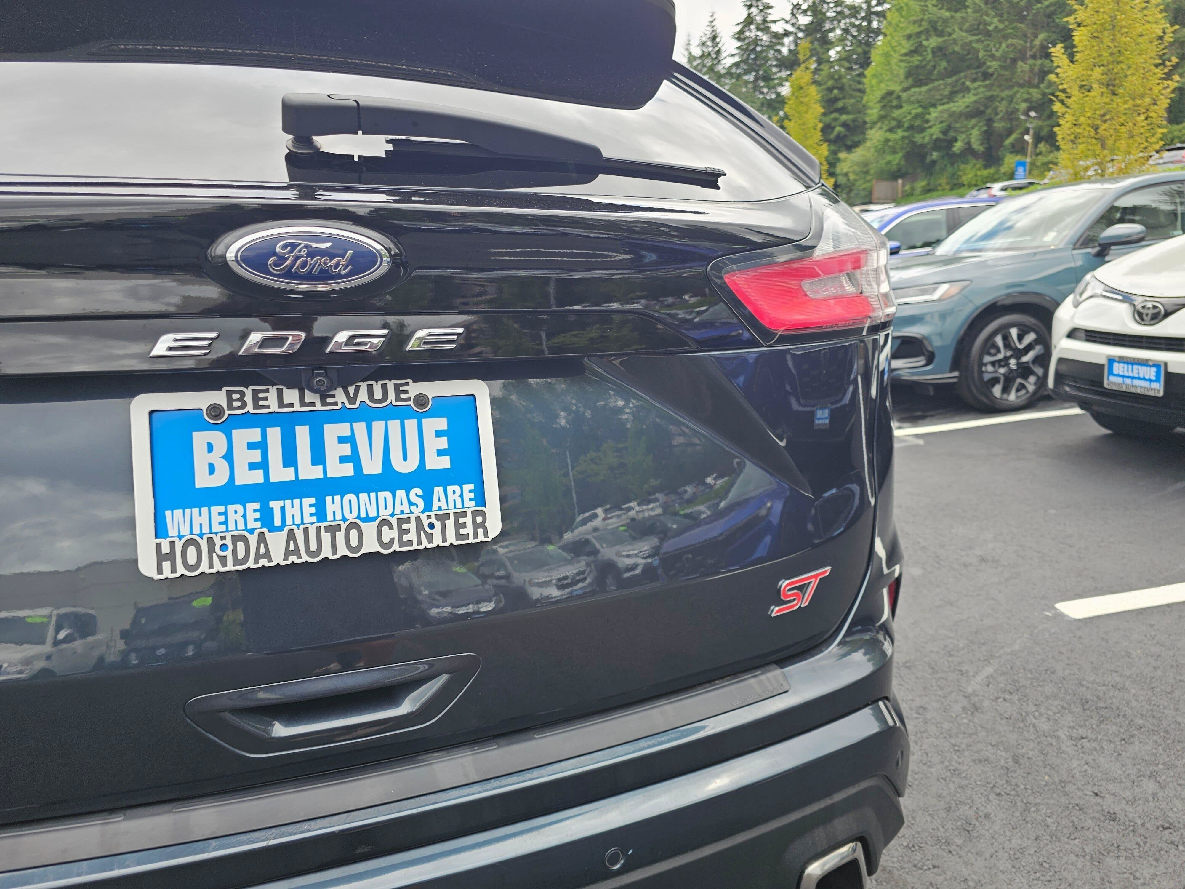 Used 2022 Ford Edge ST w/ Equipment Group 401A AWD/4WD image 16