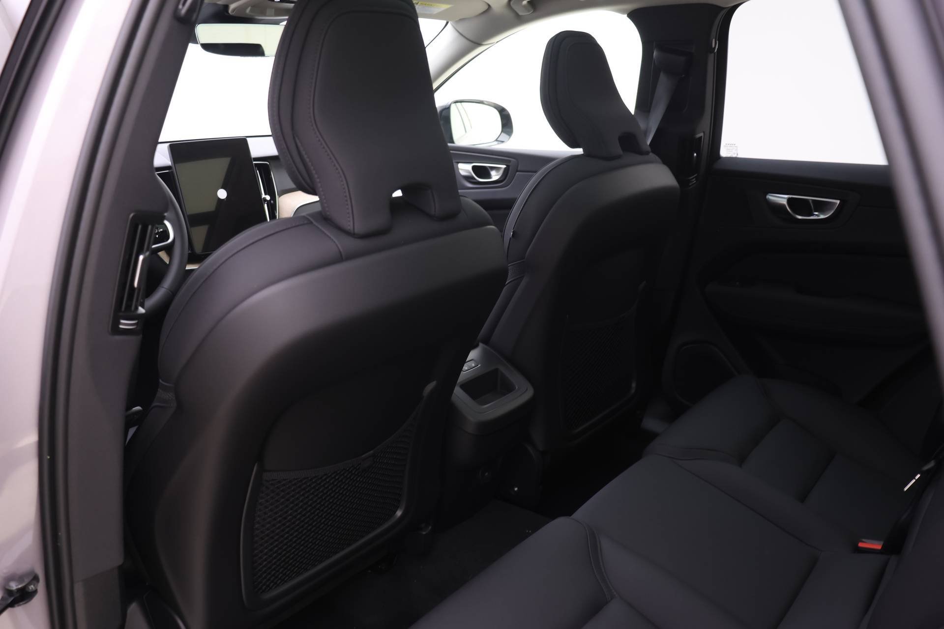 New 2026 Volvo XC60 B5 Plus w/ Protection Package Premier image 11