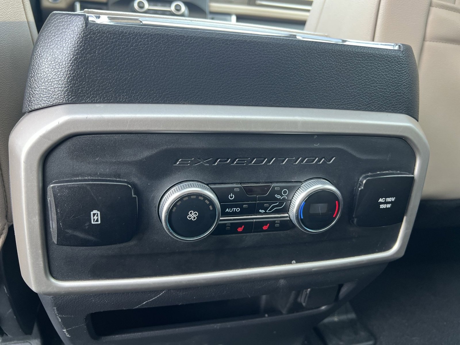 Used 2024 Ford Expedition Max Limited image 27