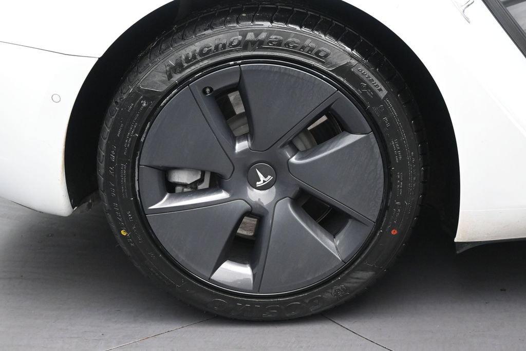 Used 2022 Tesla Model 3 Long Range AWD/4WD image 35