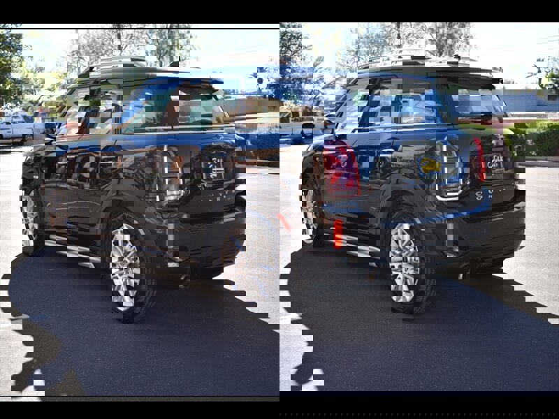 Used 2022 MINI Cooper Countryman FWD image 6