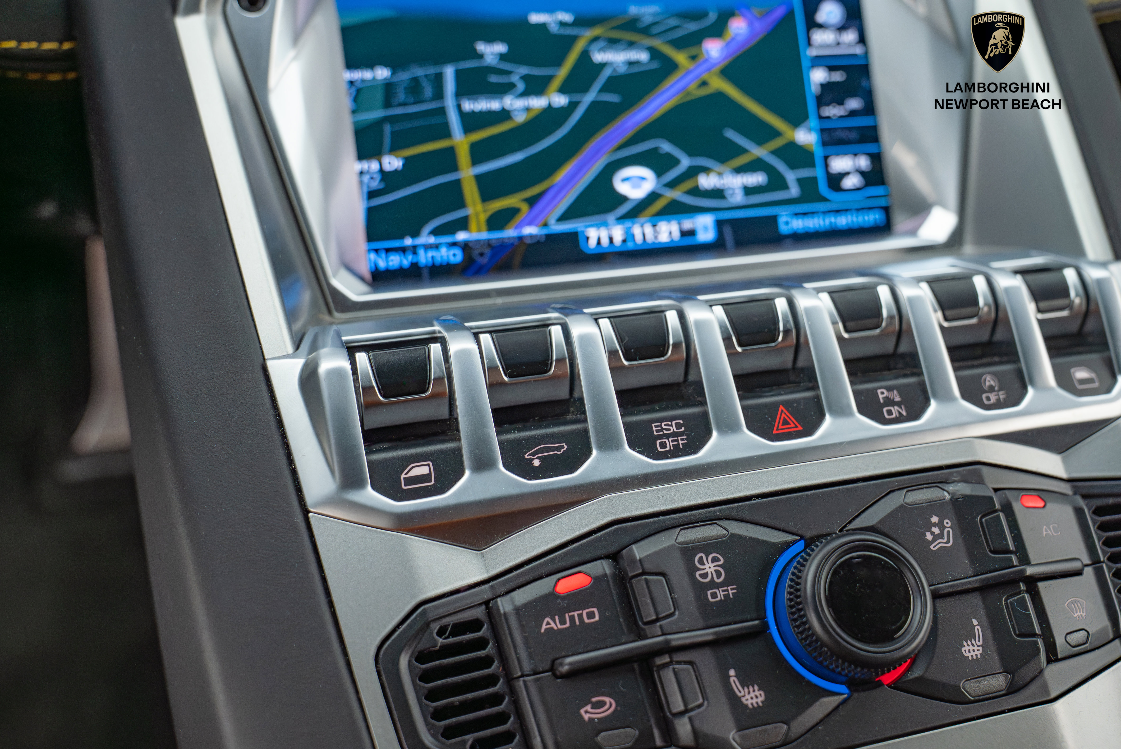 Used 2014 Lamborghini Aventador LP 700-4 image 33