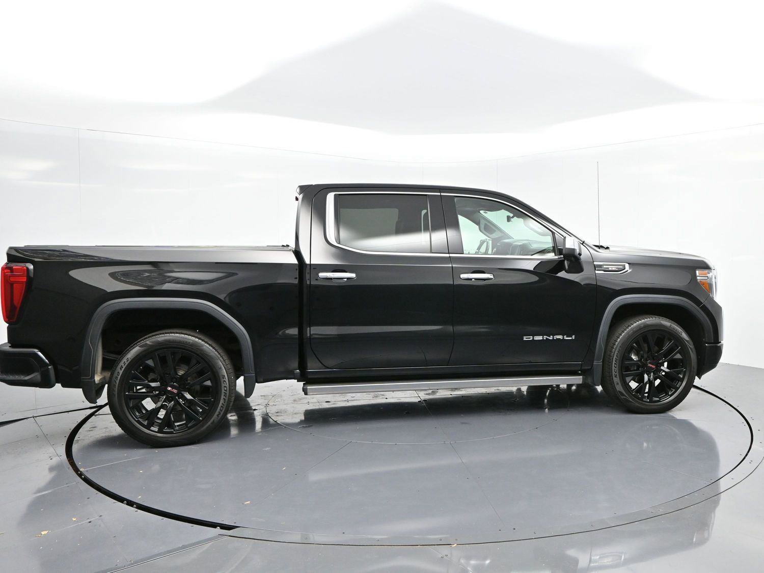 Used 2022 GMC Sierra 1500 Denali w/ Denali Reserve Package image 7