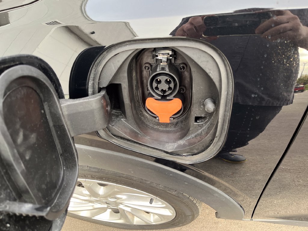 Used 2023 Chevrolet Bolt EUV LT FWD image 31