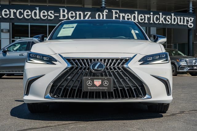 Used 2024 Lexus ES 350 Ultra Luxury w/ Accessory Package (Z2) FWD image 2