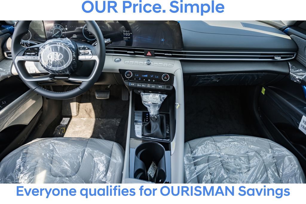 New 2025 Hyundai Elantra Limited image 17