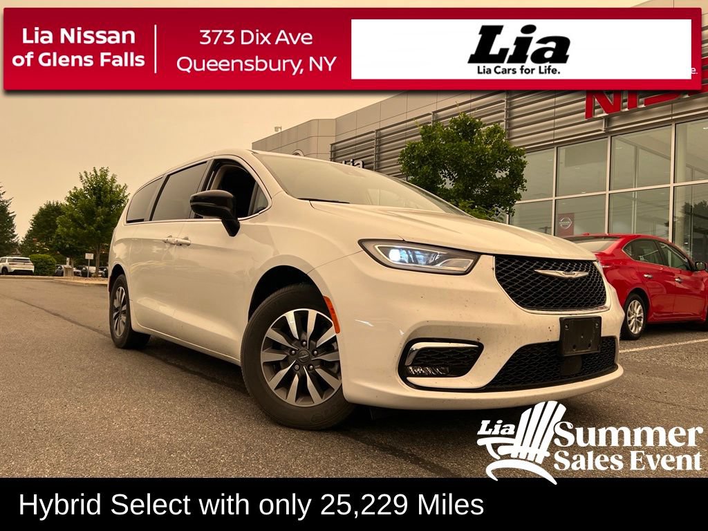 Used 2024 Chrysler Pacifica Limited