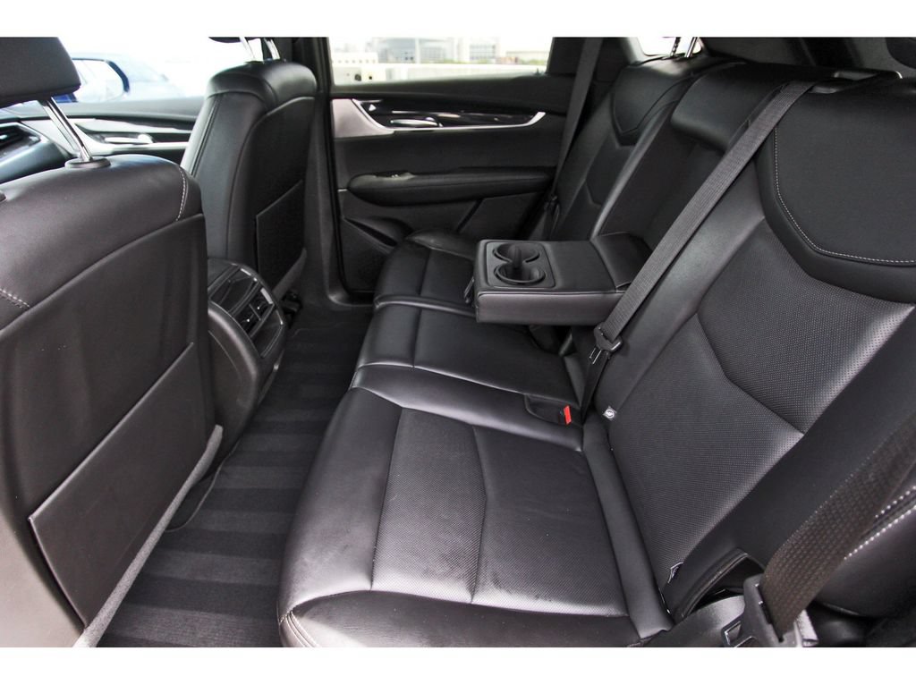 Used 2023 Cadillac XT5 Premium Luxury FWD image 7