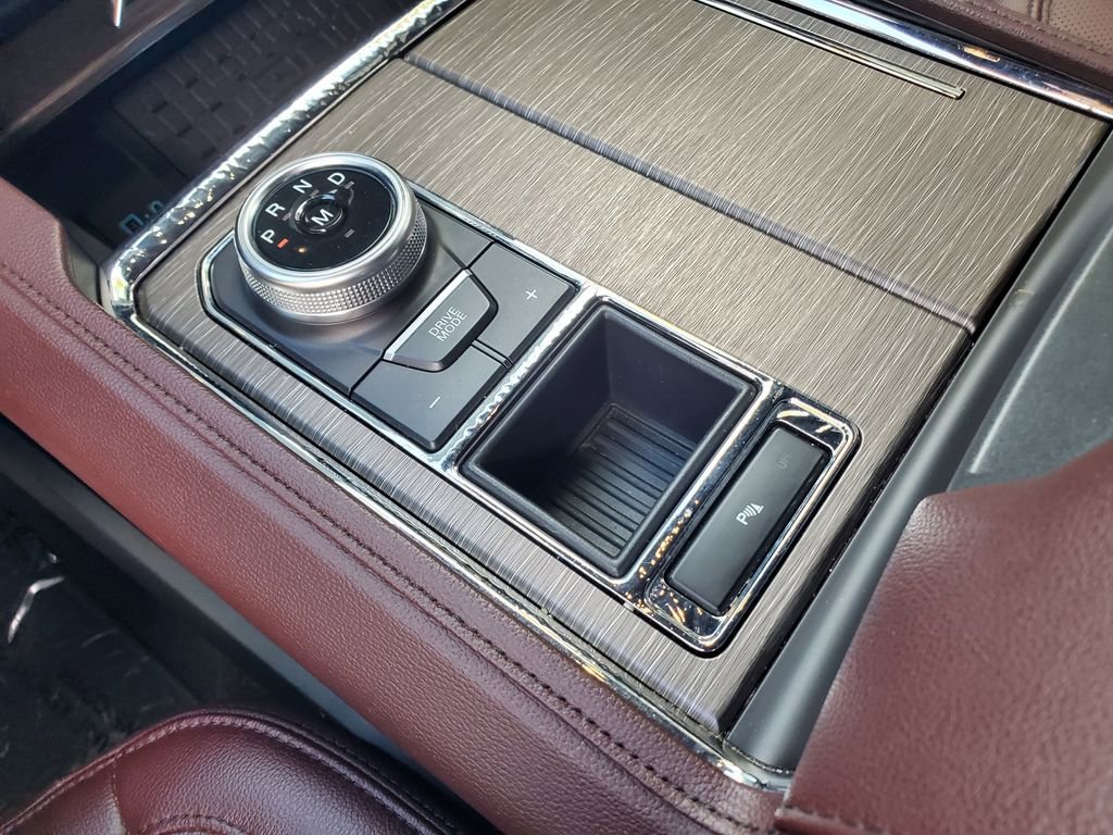 Used 2023 Ford Expedition Limited image 34