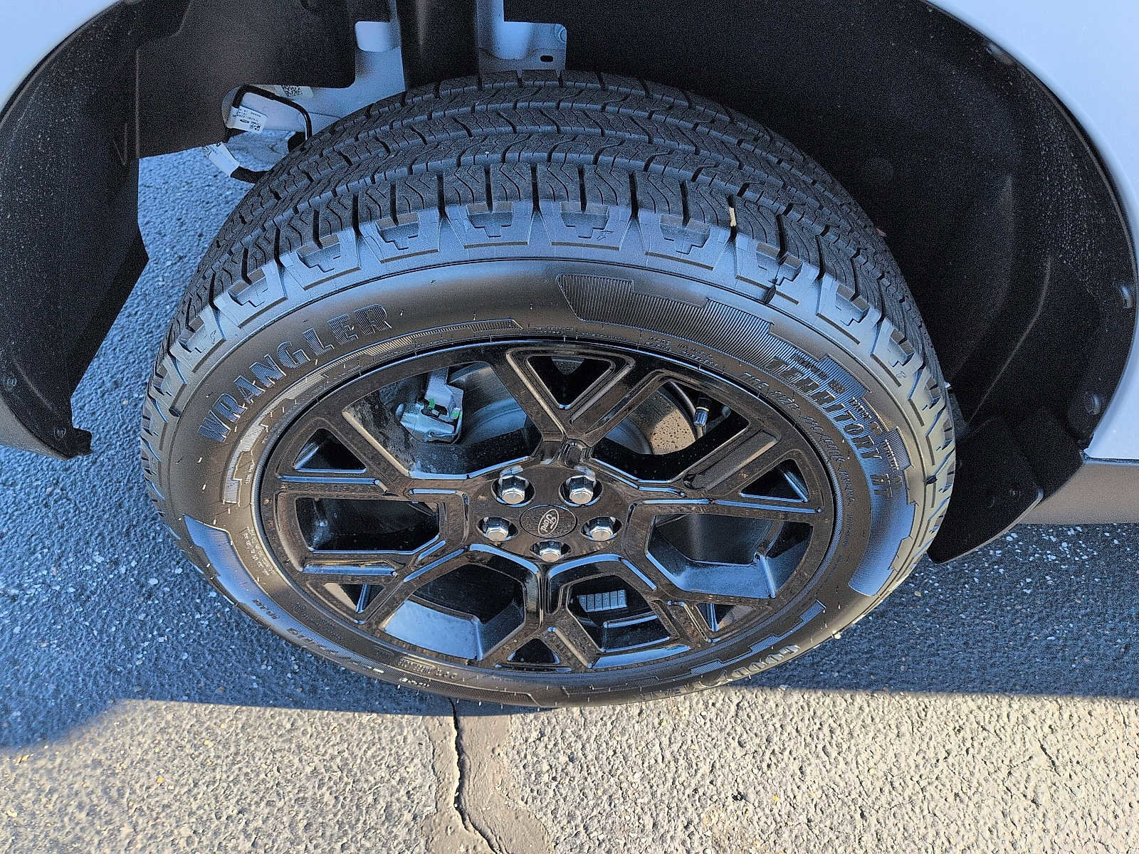 New 2026 Ford Maverick XLT w/ Black Appearance Package AWD/4WD image 9