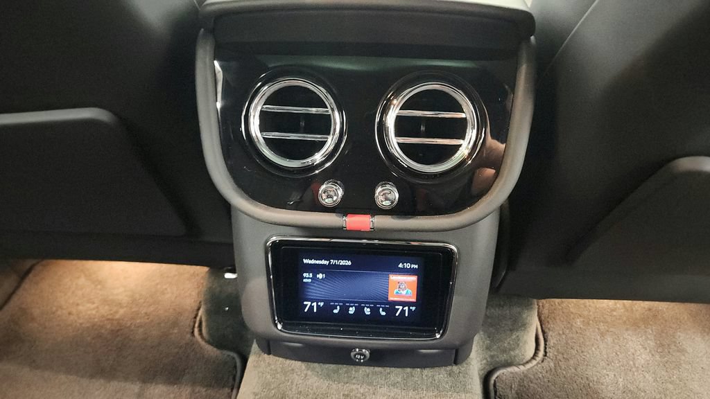 Used 2021 Bentley Bentayga Speed AWD/4WD image 41