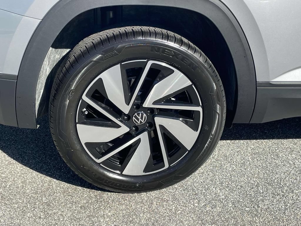 New 2026 Volkswagen Atlas SE FWD image 7