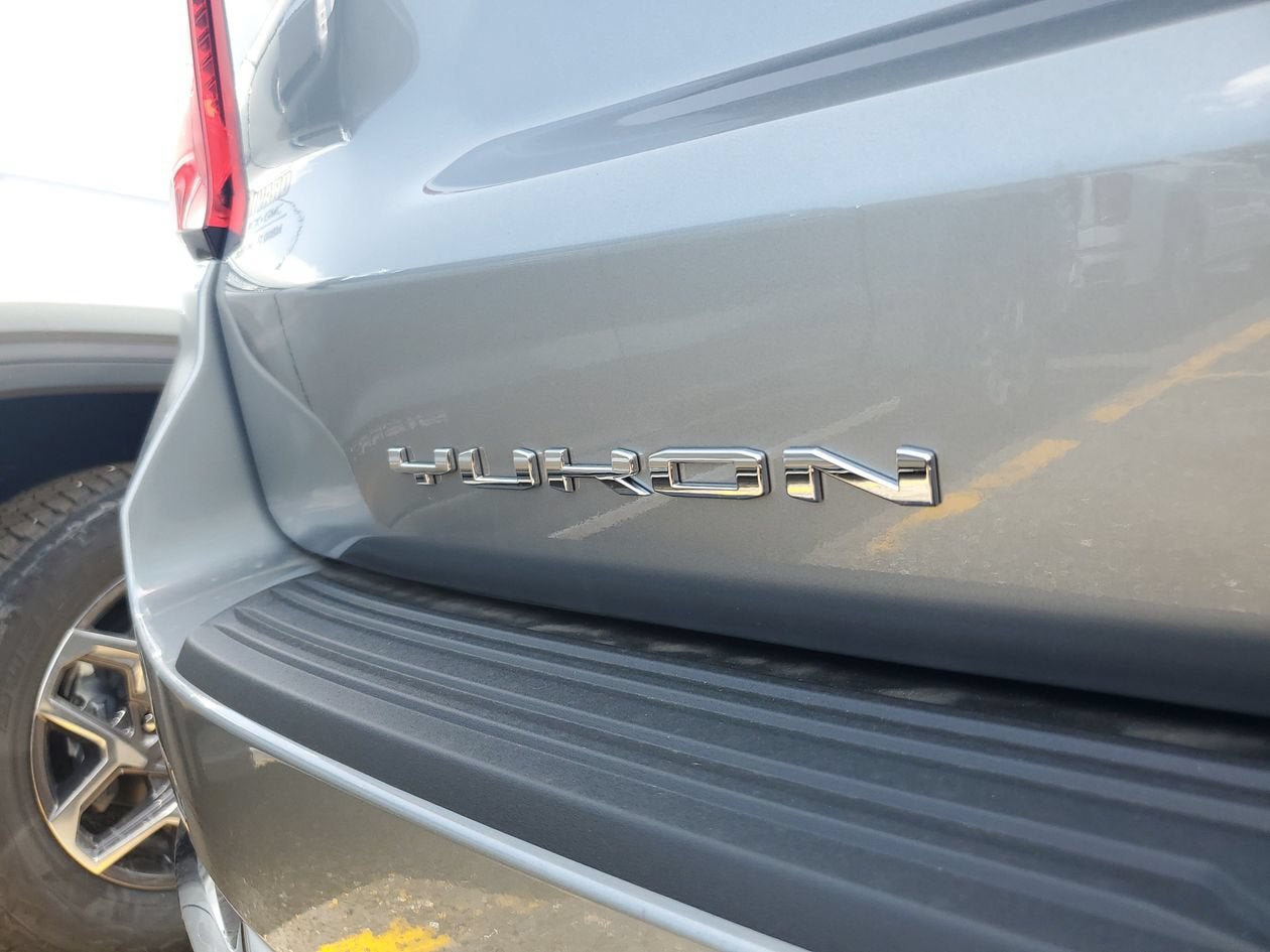 New 2026 GMC Yukon XL Elevation w/ Elevation Premium Package AWD/4WD image 8
