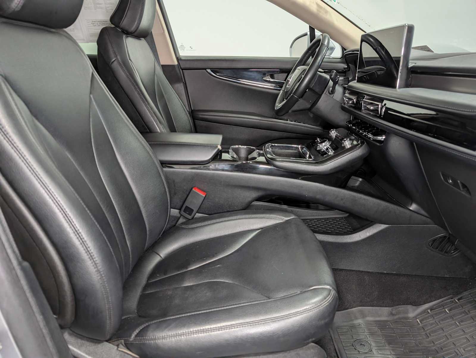 Certified 2023 Lincoln Nautilus AWD w/ Premium Package image 41