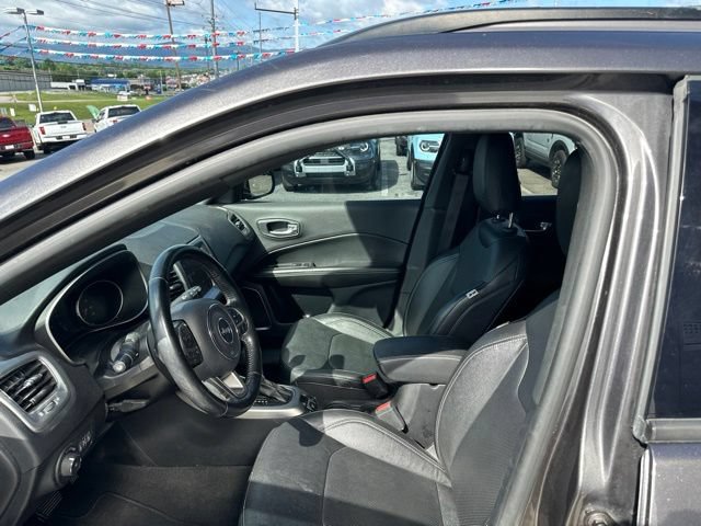Used 2021 Jeep Compass Latitude AWD/4WD image 4
