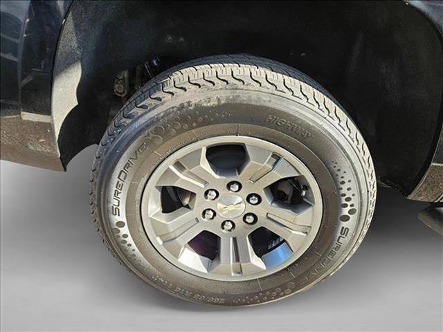 Used 2019 Chevrolet Suburban LT w/ Off-Road Package image 24