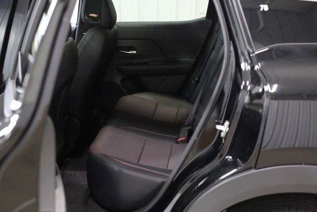 New 2026 Nissan Kicks SR w/ Cold Weather Package image 18