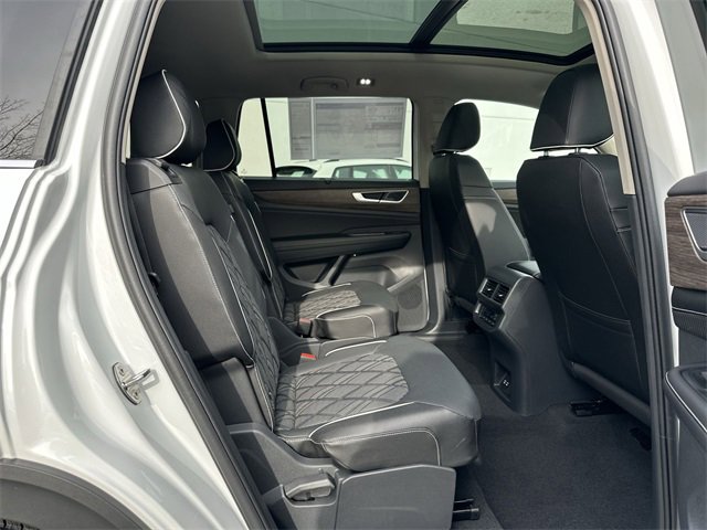 New 2026 Volkswagen Atlas SEL Premium R-Line image 28