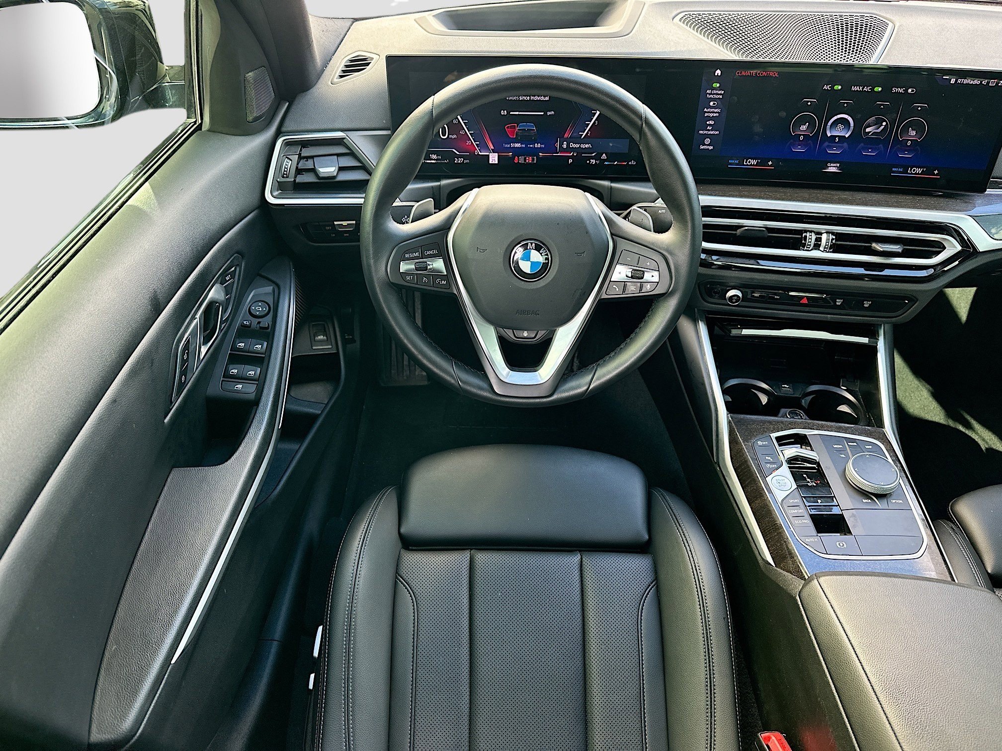 Used 2023 BMW 330i xDrive Sedan w/ Premium Package image 23