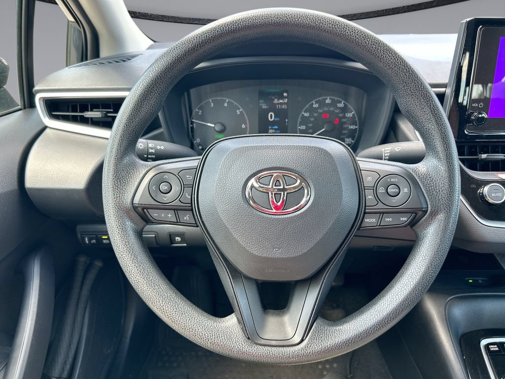 Used 2025 Toyota Corolla LE w/ LE Premium Package FWD image 14