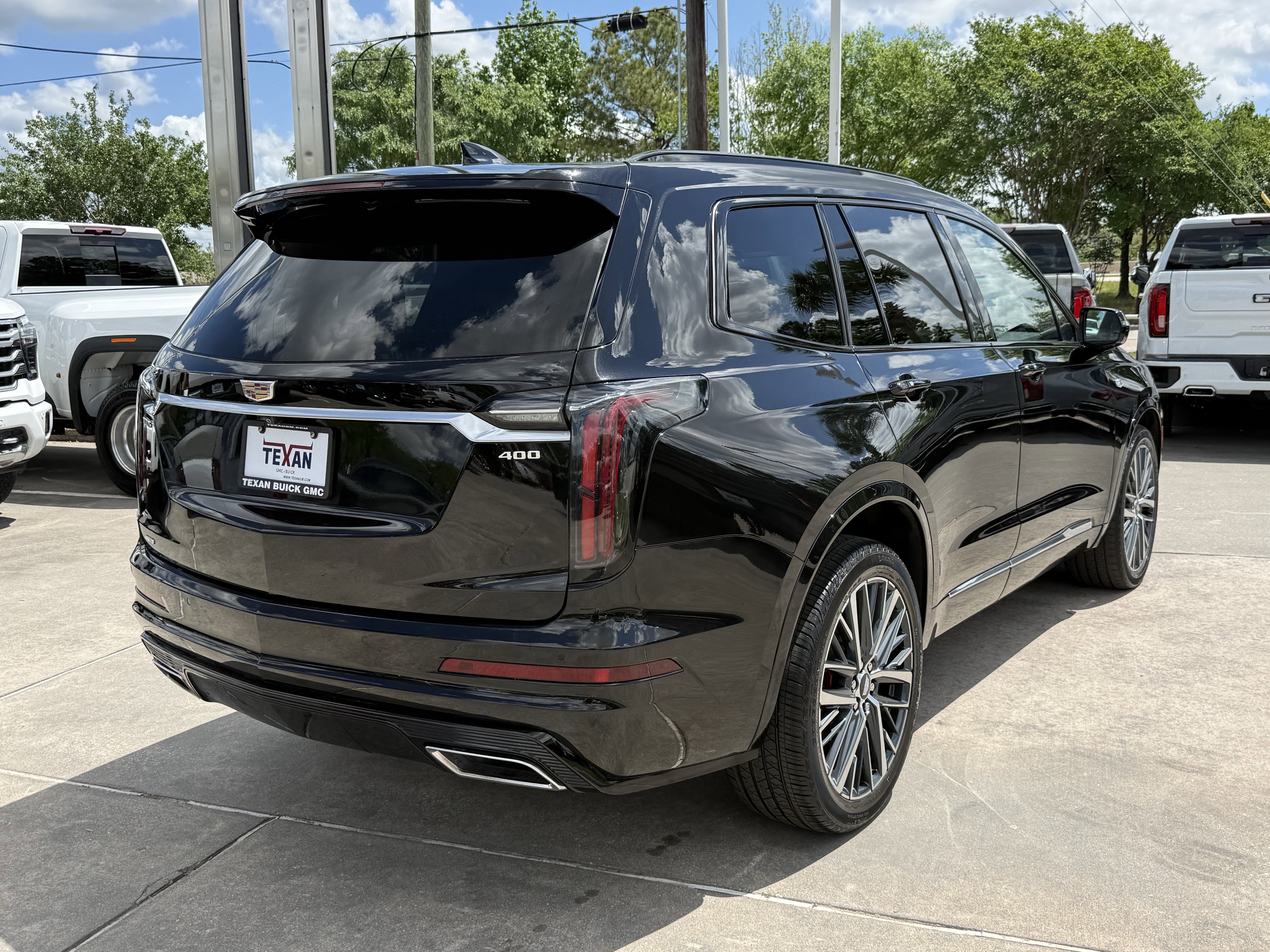 Used 2023 Cadillac XT6 Sport AWD/4WD image 5