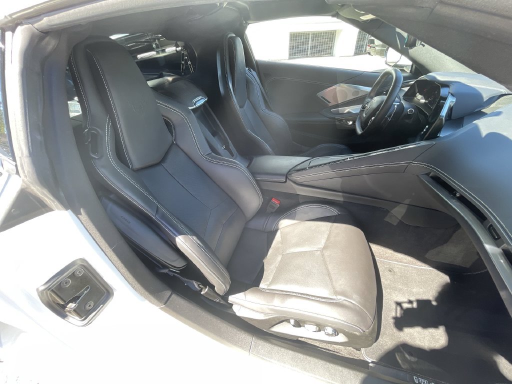 Used 2024 Chevrolet Corvette Stingray Preferred Cpe w/ 2LT RWD image 26