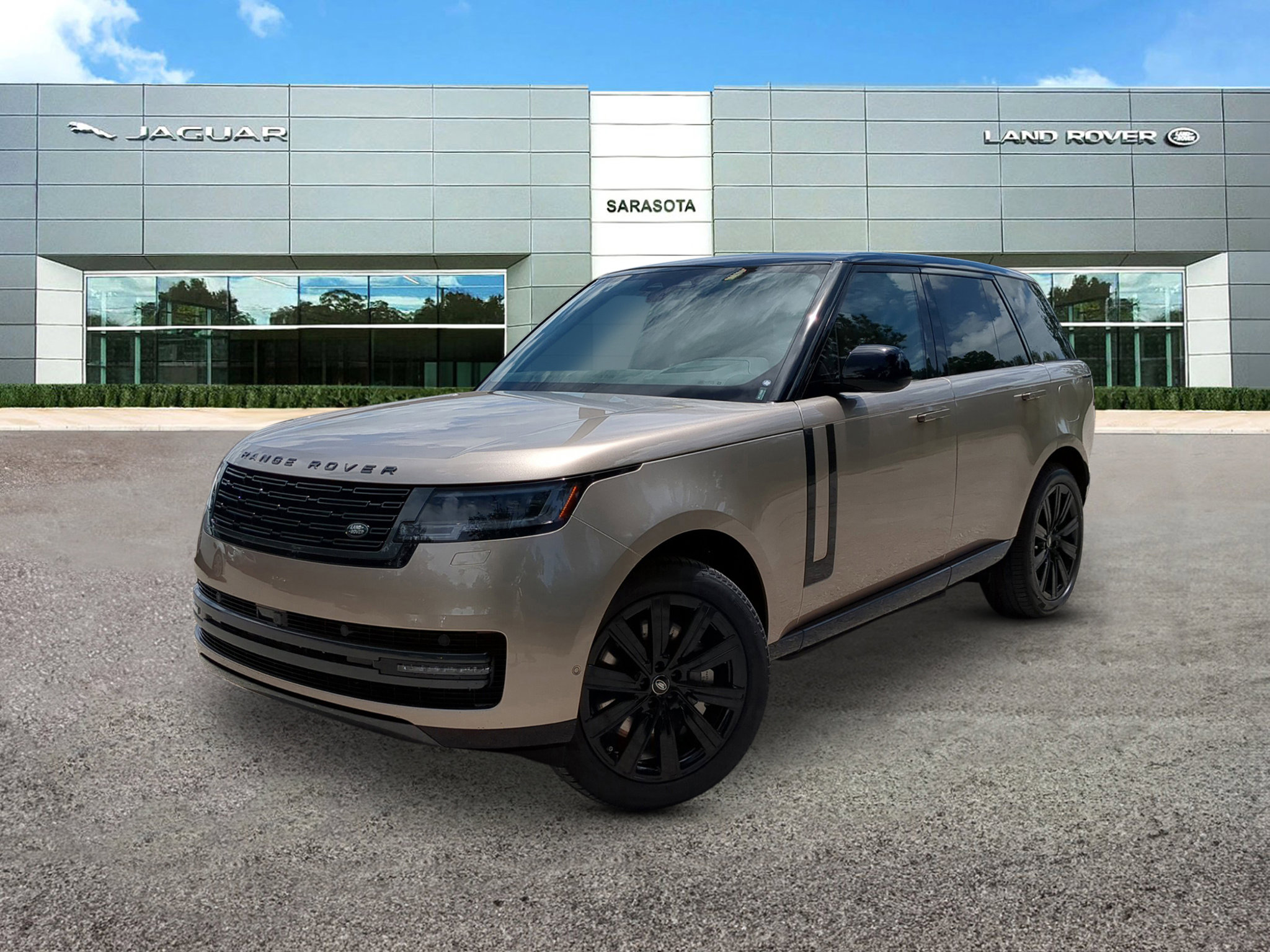 New 2025 Land Rover Range Rover SE