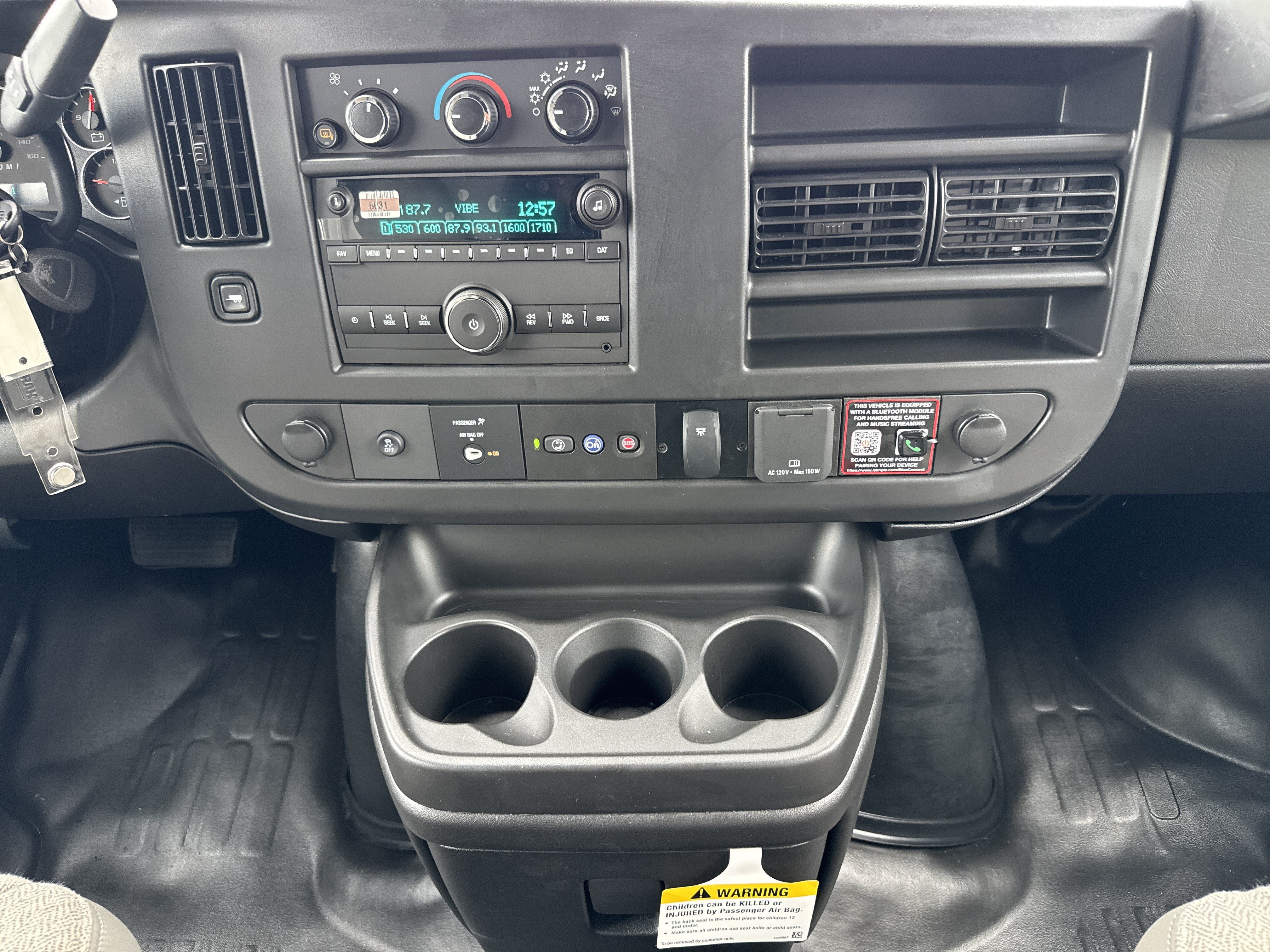 New 2026 GMC Savana 3500 w/ Power Convenience Package RWD image 28