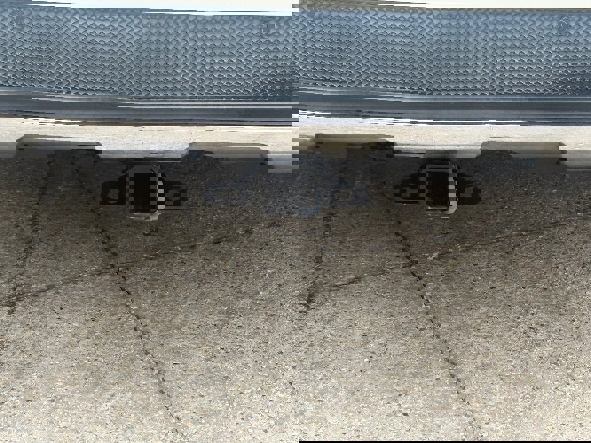 Used 2014 Mercedes-Benz GL 550 4MATIC image 6